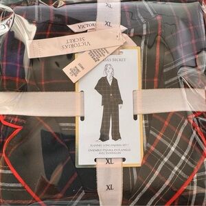 XL Victoria’s Secret Flannel Long Pajama Set  Black-Red-Gold Plaid 11253403